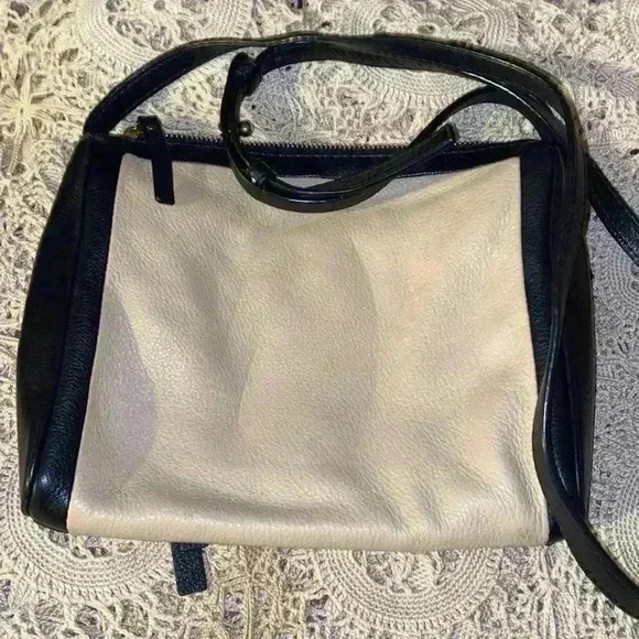 Kate Spade cream & black pebbled leather cross body - Picture 8 of 8